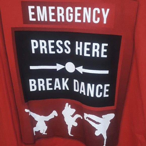 Classic Teaze "EMERGENCY PRESS HERE.. Graphic T - Picture 6 of 8